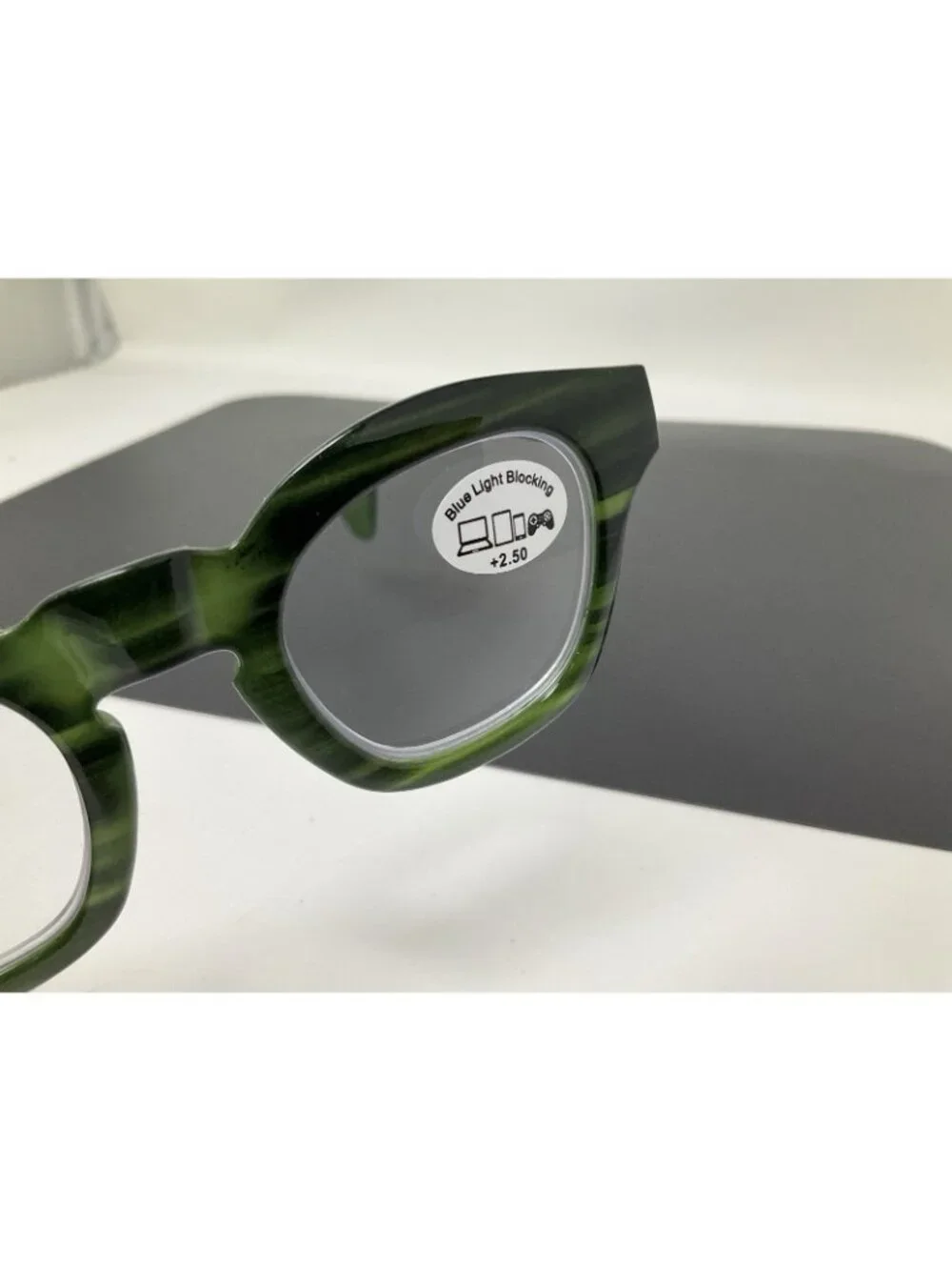 Ryan Simkhai Eyeshop R-7026 C3 Readers +2.50  Reading Glasses Blue Light Filter